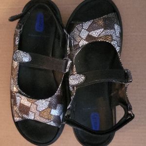 Wolky leather comfort sandal